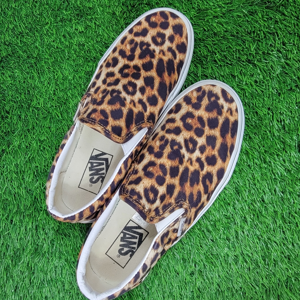 Vans Leopard Print Slip-On Shoes - Picture 2 of 7